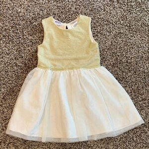 Gold and cream Sleeveless Dress T5